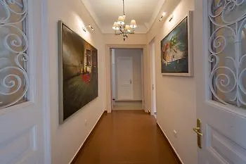Palladian 4*