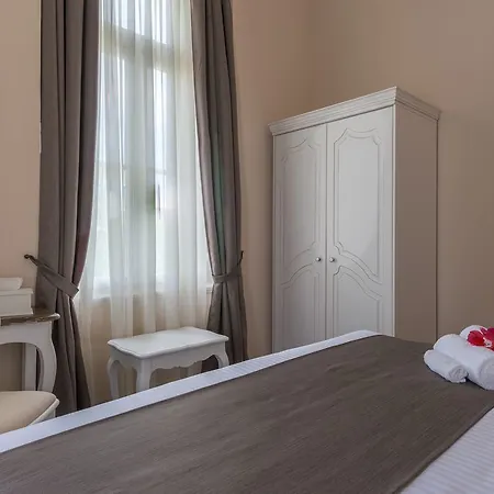 Palladian Guest house